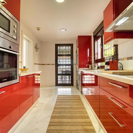 Villa Spacious Laurisilva