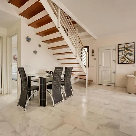 Spacious Laurisilva * San Miguel de Abona