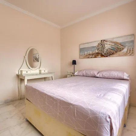 Spacious Laurisilva Villa