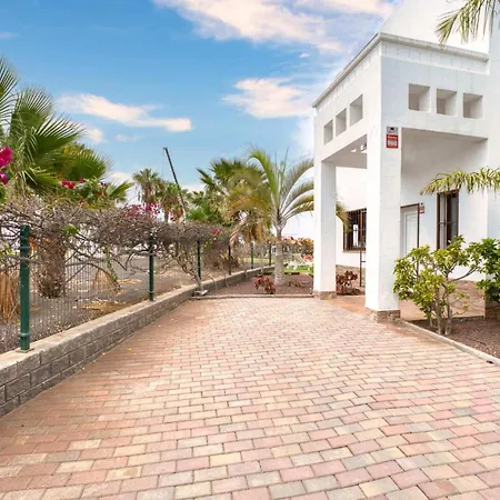 Villa Spacious Laurisilva