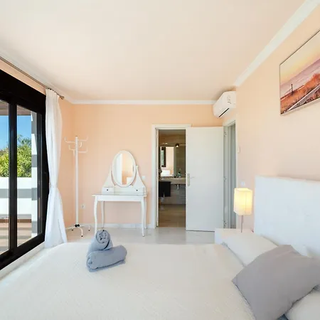 Spacious Laurisilva 빌라 *
