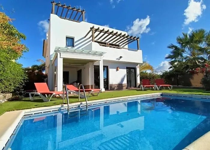 Spacious Laurisilva Villa