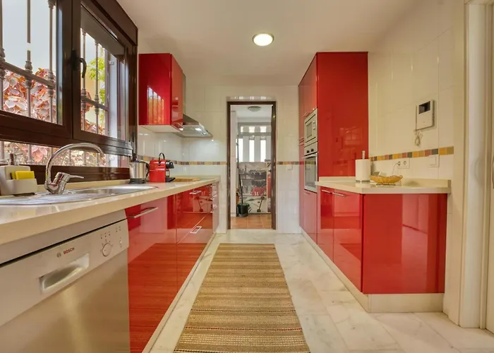 Spacious Laurisilva Villa *