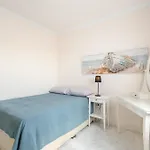 فيلة Spacious Laurisilva